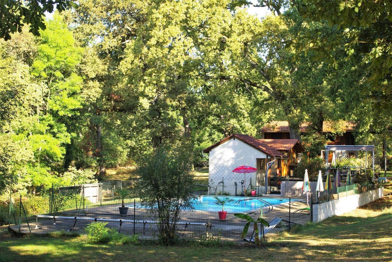Les Chalets du Gélat, nature et calme Noaillan Extérieur photo