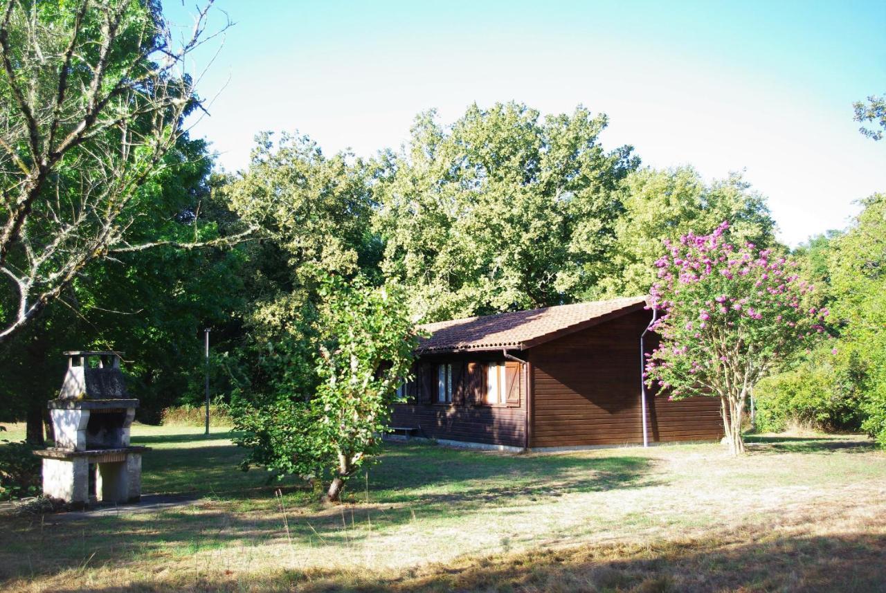 Les Chalets du Gélat, nature et calme Noaillan Extérieur photo
