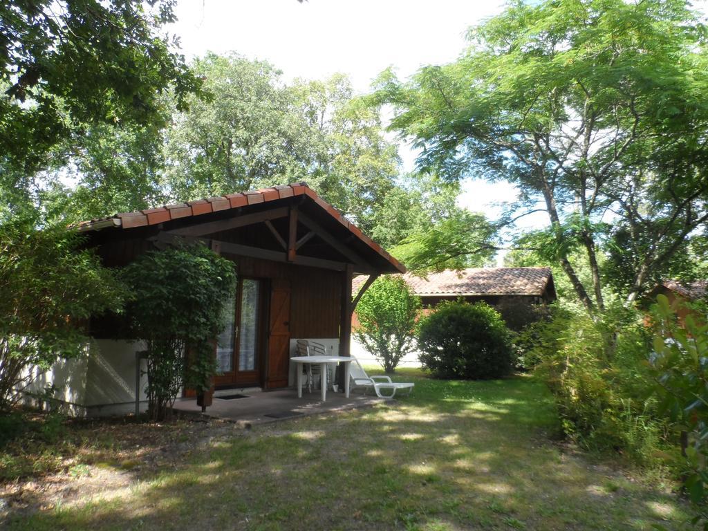 Les Chalets du Gélat, nature et calme Noaillan Extérieur photo